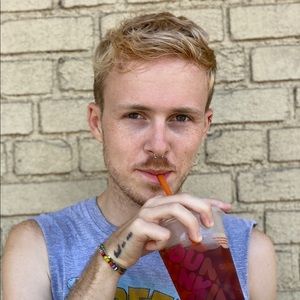 Meet your Posher, Todd